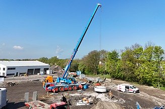 Liebherr Electric Crane in action