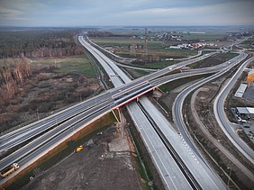 Bild: Vogelperspektive Autobahn
