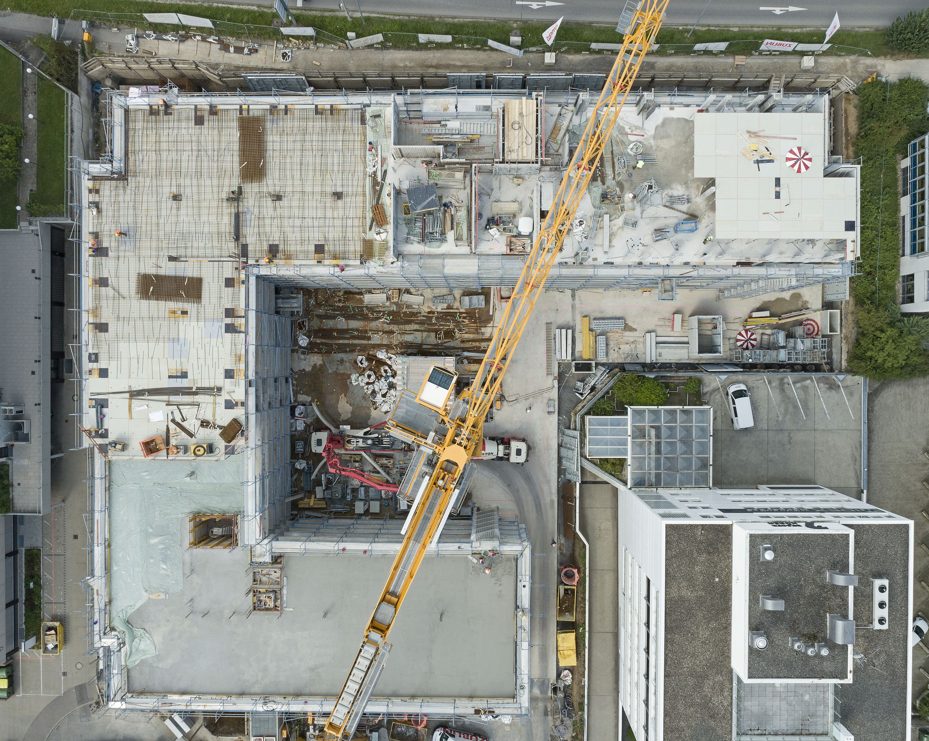 Foto von auf der Rohbaustelle, aus der Vogelperspektive.  