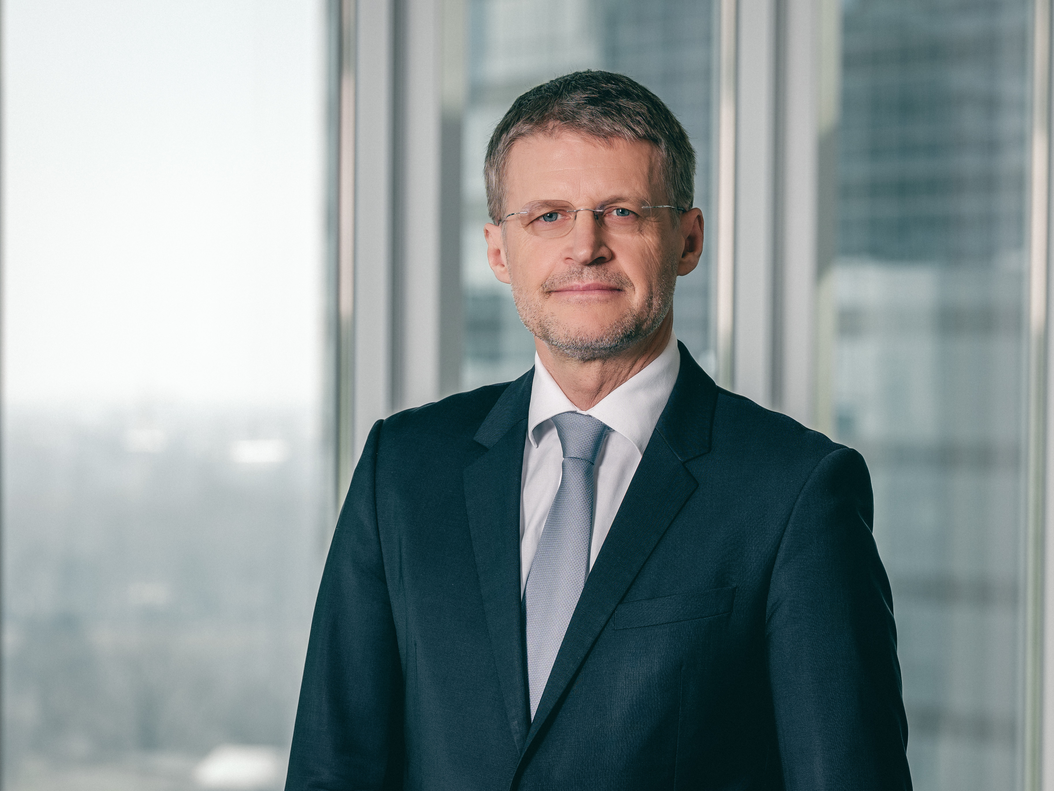 The photo shows Dipl.-Ing. Siegfried Wanker, Member of the Management Board