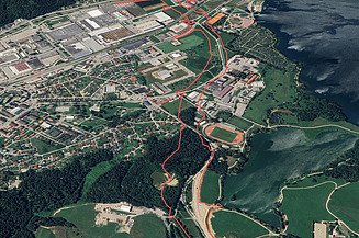 Image: Bird's eye view of highway section 