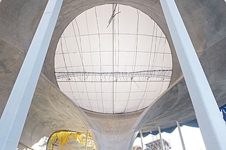 Ein Foto von der Baustelle von Stuttgart 21. Mit betonierten Kelchstütze.  