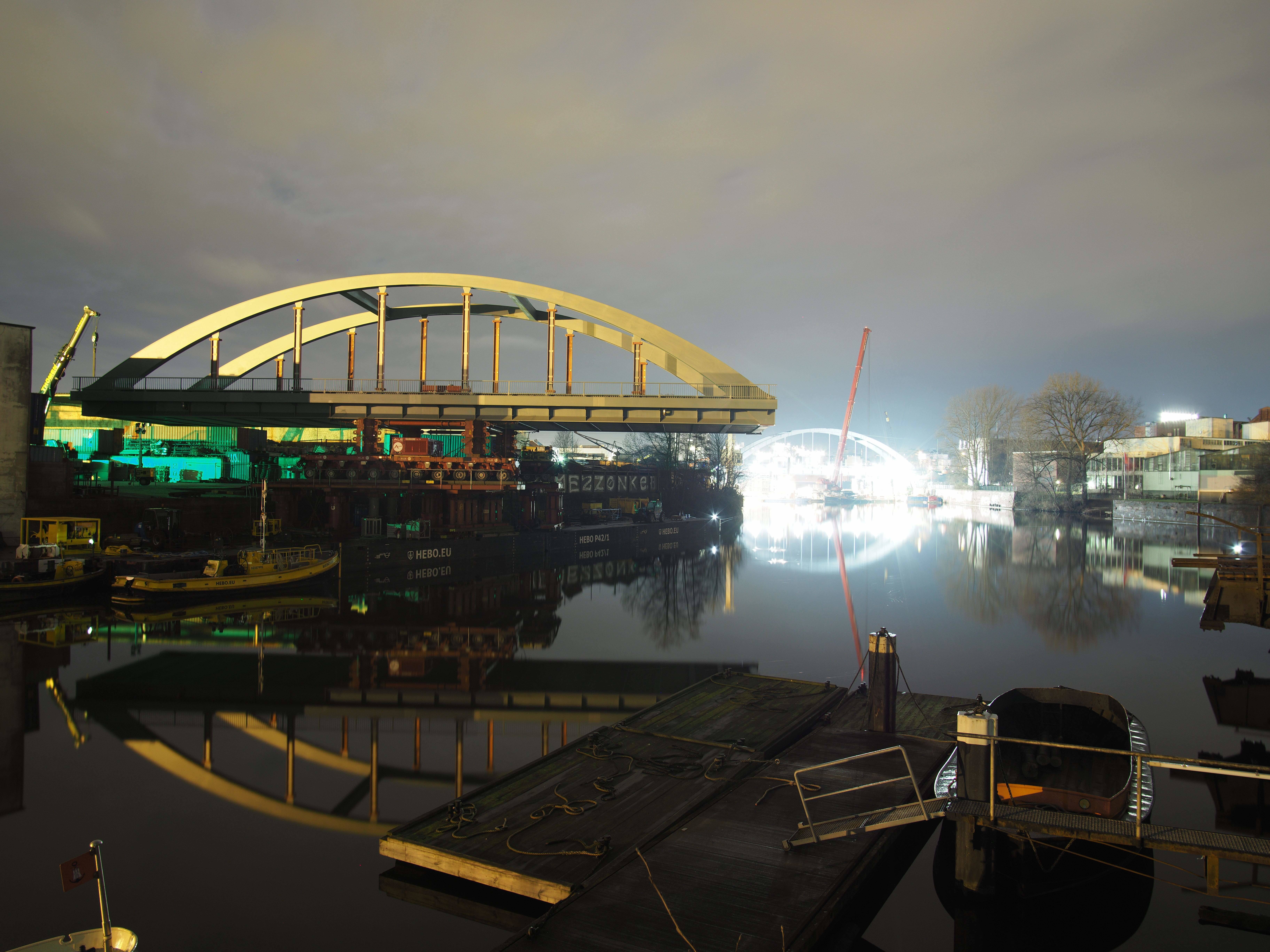 Foto von einem Industriehafen.  