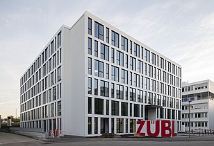 Foto vom Neubau des Innovation Center am ZÜBLIN-Campus in Stuttgart.  