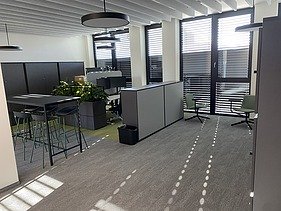 Foto von einer Bürofläche im Innovation Center in Stuttgart. 