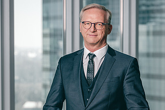 Das Foto zeigt Dipl.-Ing. (FH) Jörg Rösler, Mitglied des Vorstands