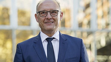 Portrait von Stephan Keinath. 