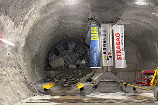 Foto des Durchbruchs der Tunnelvortriebsmaschine.