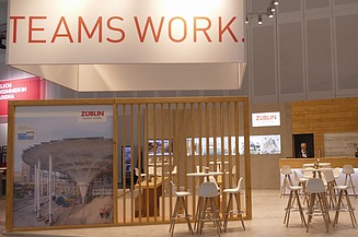Frontansicht vom ZÜBLIN-Stand auf dem Deutschen Bautechniktag 2019 in Stuttgart.