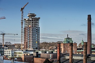 Foto vom Hochhaus Dahlerup Tower in der Carlsberg City. 