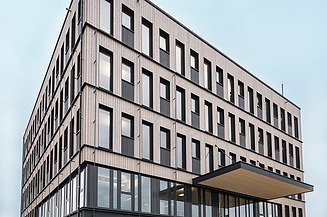 Außenansicht der ZÜBLIN Timber Zentrale in Aichach.
