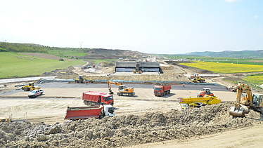 Foto zeigt eine Baustelle einer Autobahn