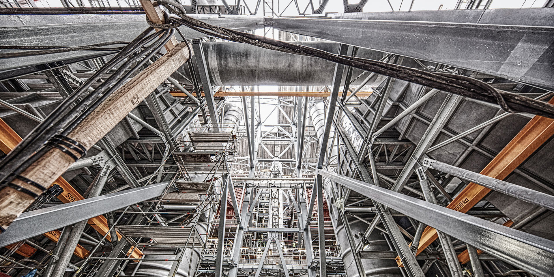 Foto von der Mühlverbrennungsanlage „Copenhill“ von innen.  