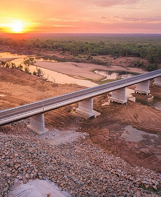 Foto der Fitzroy River Bridge bei Sonnenuntergang