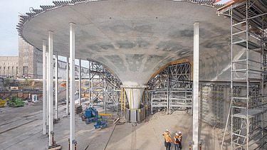 S21 Kelchstützen Foto von der Kelchstützen am neuen unterirdischen Durchgangsbahnhof in Stuttgart.
