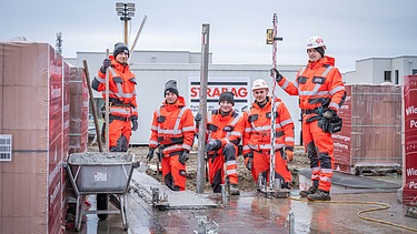 Foto von einem STRABAG-Lehrlingsteam
