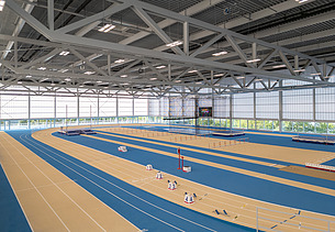 Foto der Leichtathletikhalle in der neuen Sport Arena Wien