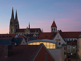 Foto von der Skyline in Regensburg mit Blick auf dem Dom.   