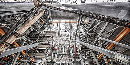 Foto von der Mühlverbrennungsanlage „Copenhill“ von innen.  